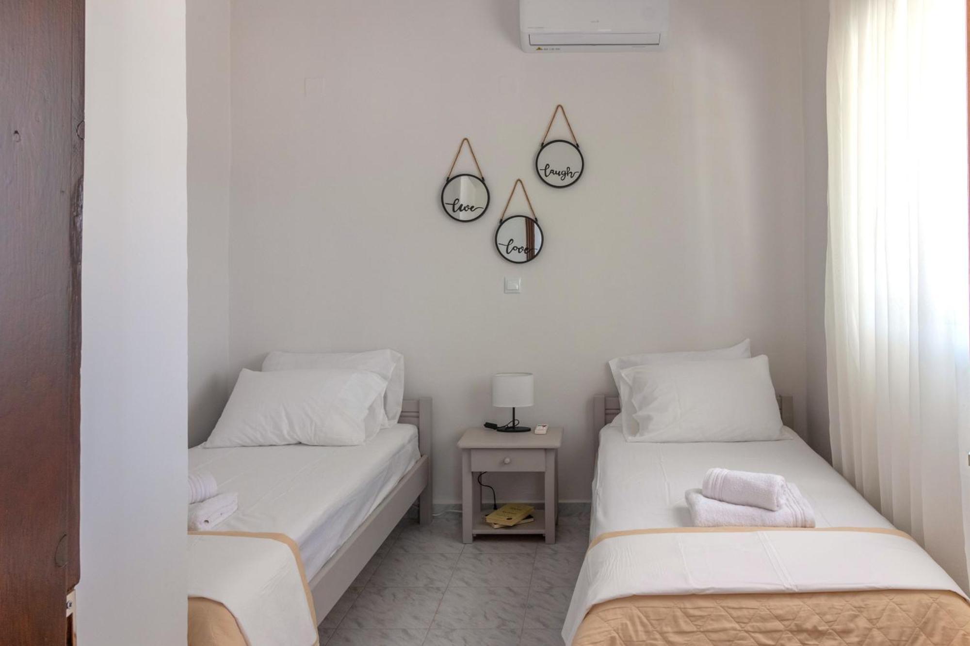 Beachside Apartment-1 *